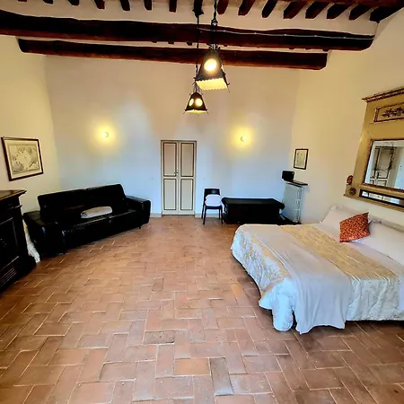 Suite Assisi * أسيسي