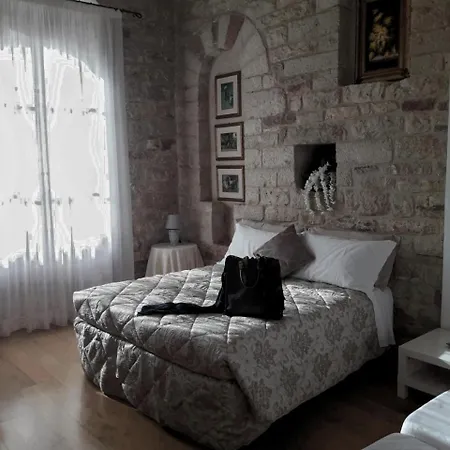 Suite Assisi דירה אסיסי