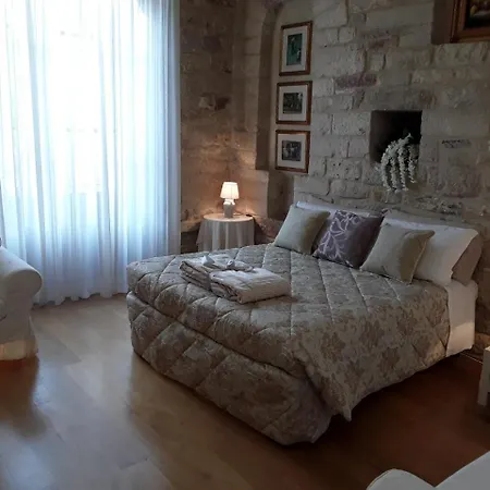 Suite Assisi شقة أسيسي